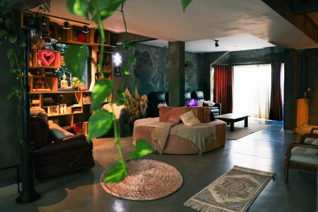 Entrance Living Room