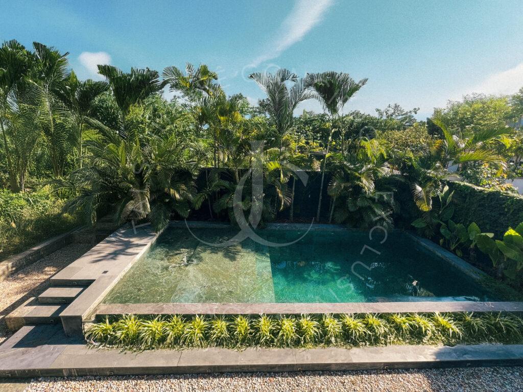 Pool 1